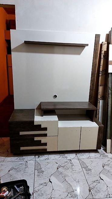 ağ masa: Yemək otağı üçün komplekt mebel dəsti - Tərkib: - 2 ədəd şüşəli — 5