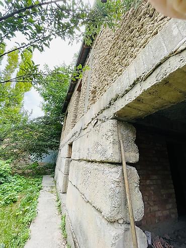 Продажа коттеджей и домов: Уй сатылат Исфана (Раззаков) шаарынан жаны-Абад Самат-садыков 17 at lalafo.kg — 6 Продажа коттеджей и домов: Уй сатылат Исфана (Раззаков) шаарынан жаны-Абад Самат-садыков 17 — 6