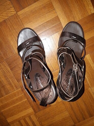 braon kozne sandale broj pitajte: Sandale, 38