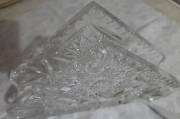 Qab-qacaq və mətbəx ləvazimatları: 💯 Oriqinal Tom kristal üçbucaq formalı salfet qabı 👌 Defekti filanı — 2