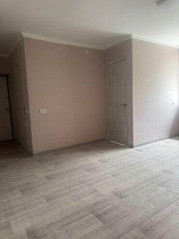 продаю квартиру в востоке 5: 1 комната, 30 м², Хрущевка, 1 этаж, Евроремонт