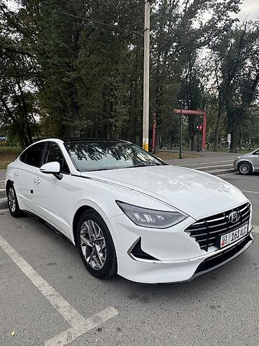 Hyundai Sonata: 2021 г., 2 л, Автомат, Газ, Седан