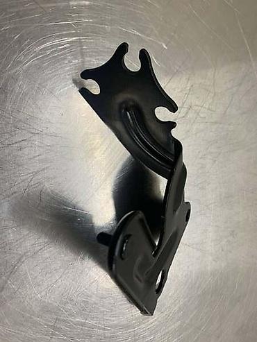 kin 107: NOSAC VODENE PUMPE ZA VOLKSWAGEN GOLF 7 - 5Q0121093AK | Dodatni — 1