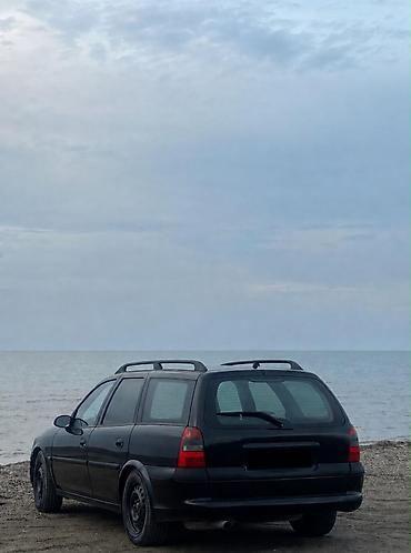 opel vectra b: Opel Vectra: 2 l | 1997 il 499300 km Universal — 8