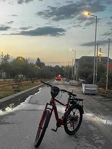 velosiped qiz: Şəhər və yüngül off-road üçün çoxfunksiyalı velosiped - Rəng: qırmızı — 1