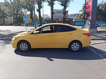 byd e6: Hyundai Accent: 2019 г., 1.4 л, Автомат, Бензин, Седан — 3