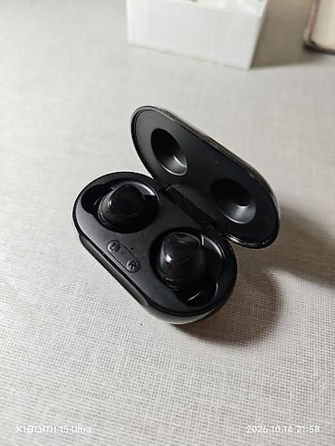 оригинальные аирподсы 1: Беспроводные вакуумные наушники, Samsung, Galaxy Buds +, Б/у — 1