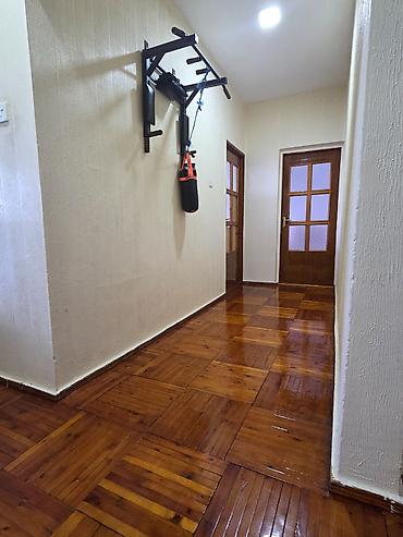 Mənzillər: Bakı, 9-cu mikrorayon, 4 otaqlı, Köhnə tikili, m. Nəsimi, 120 kv. m — 7