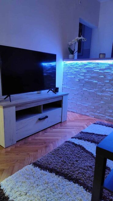 Stan na dan: 1 soba — 11