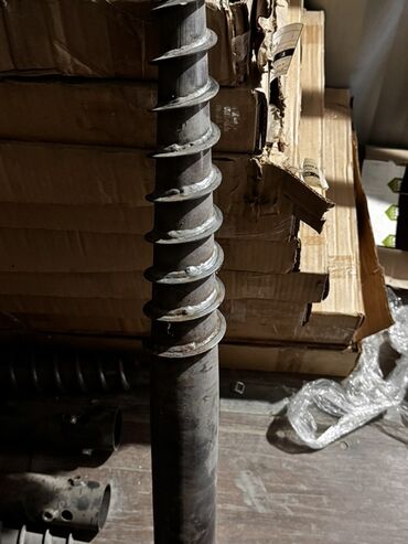 канализационные трубы: Винтовые сваи (металлические) для основания и монтажа легких