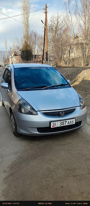 бензиновый скутер с кабиной купить: Honda Fit: 2004 г., 1.5 л, Автомат, Бензин, Хэтчбэк — 1