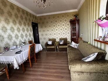 Köhnə tikili: Bakı, 5 otaqlı, Köhnə tikili, m. Həzi Aslanov, 106 kv. m -da lalafo.az — 2 Köhnə tikili: Bakı, 5 otaqlı, Köhnə tikili, m. Həzi Aslanov, 106 kv. m — 2