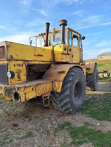 traktor 40: K 700 işlək vəziyyətdədir — 1