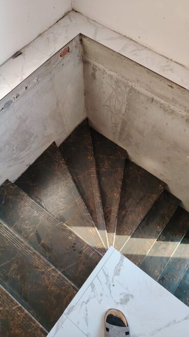 Plitə işləri: Mənzillər🏢, kotteclər🏘️,və digər obyektlərdə🏫🏟️ keramika plitələr🔳 — 7