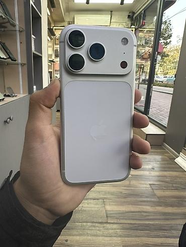 iphone 11 white: IPhone 17 Pro, Б/у, 256 ГБ, Серебристый, Чехол, Защитное стекло, Кабель, В рассрочку, 91 % — 3