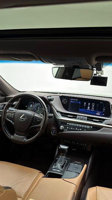 Lexus: Lexus ES: 2021 г., 2.5 л, Автомат, Гибрид, Седан — 8