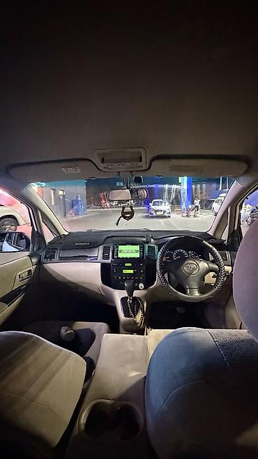 b class: Toyota Corolla Spacio: 2003 г., 1.8 л, Автомат, Бензин, Хэтчбэк — 3