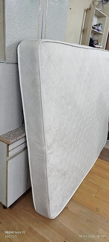 naduvnoy matras: Matras ideal veziyyetde 1.60 en 2 uzunu 50 azn unvan Razin &Sara — 1