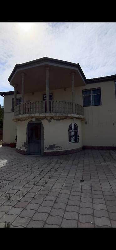 nargilə: Saray 7 otaqlı, 260 kv. m, Orta təmir — 1