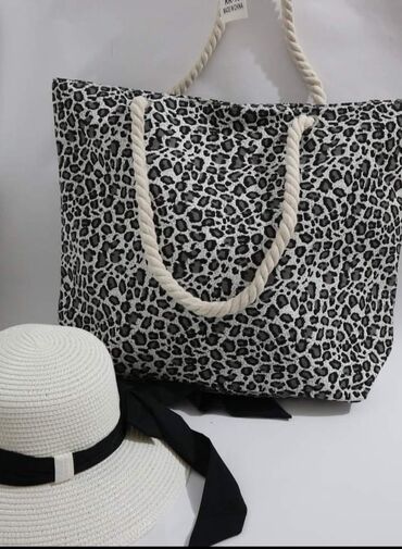 Torbe: Torba 50*40 cm .Kvalitetna,sa postavomunutrasnji dzepjake rucke — 1