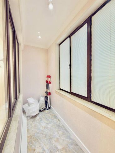 Yeni tikili: 28 May, 3 otaqlı, Yeni tikili, m. 28 may, 165 kv. m — 23