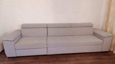 Прямые диваны: Прямой диван с длинными подлокотниками и регулируемыми подголовниками — 17