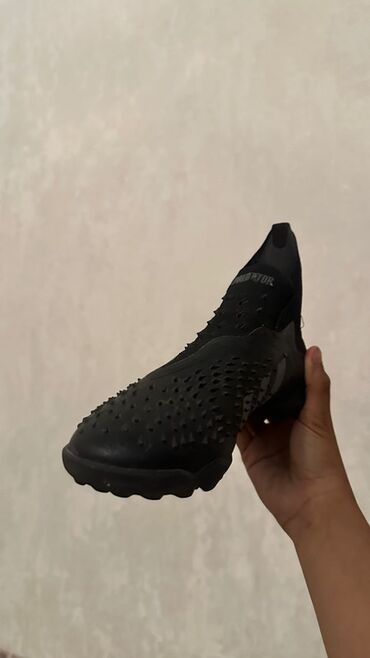 Кроссовки и спортивная обувь: Мужские кроссовки, 37, Adidas, Б/у, цвет - Черный, Самовывоз, Платная доставка