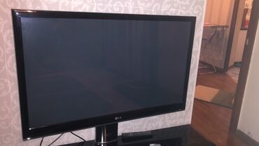 телевизор lg 42lk530: Продается телевизор состояние отличное 
Полностью рабочая