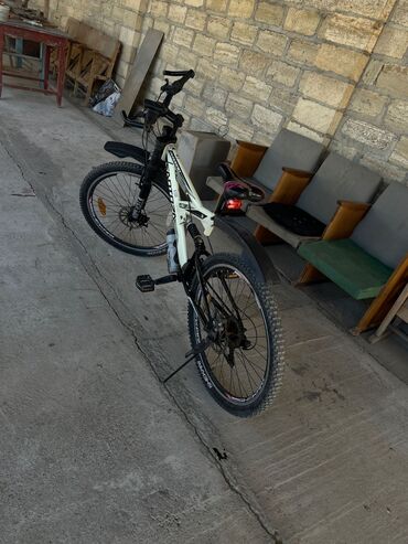 купить горный велосипед недорого: Dağ velosipedi – 26” təkərli, amortizatorlu - Çərçivə: yüngül