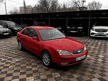 Ford Mondeo: 2002 г., 1.8 л, Механика, Бензин, Хэтчбэк
