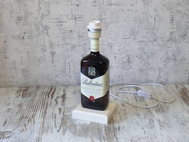 Рабочие настольные лампы: Светильник ночник. настольная лампа из бутылки виски и крепких — 8