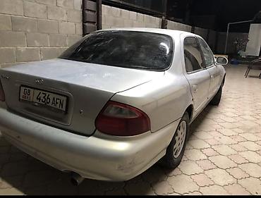shevrolet lacetti: Kia Credos: 1997 г., 1.7 л, Механика, Бензин, Седан — 4