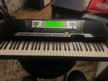 Dinamiklər və musiqi mərkəzləri: Yamaha psr540 yaxsi veziyyetdedi cox gozel ses sistemi var ev