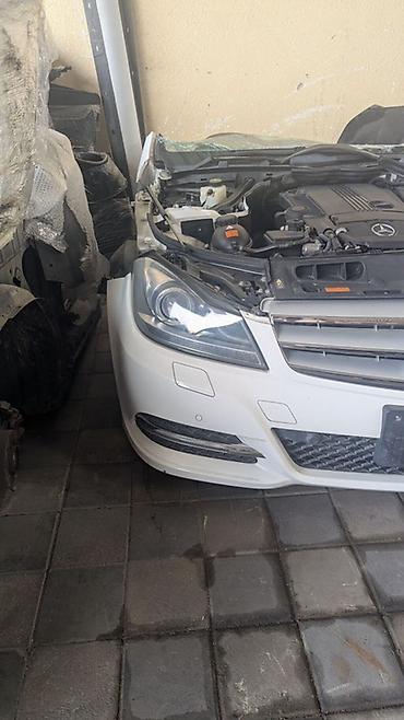 w20: Передняя часть (half-cut) для Mercedes-Benz C‑Class W204 — 3