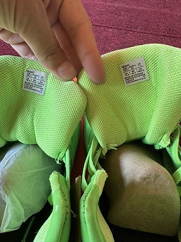 мужской одежды: Мужские кроссовки, 43, Asics, Новый, цвет - Зеленый — 3