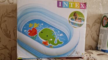 Перчатки: İntex markasına məxsus, oval formalı, şişirdilə bilən uşaq hovuzu