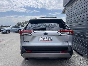 фораннер 2018: Toyota RAV4: 2020 г., 2.5 л, Автомат, Гибрид, Кроссовер — 2