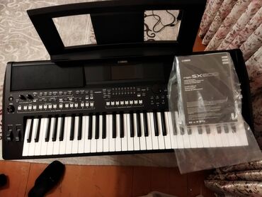 Динамики и музыкальные центры: Продаю синтезатор Yamaha psr-sx600