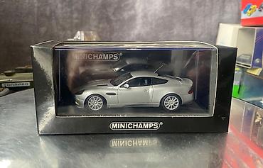 model 1: Aston Martin, 2004 il, 1:43, Dəmir, Ödənişli çatdırılma — 1