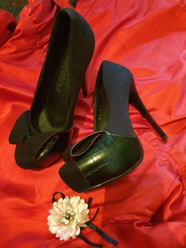 туфли женские распродажа: Туфли 38, цвет - Красный