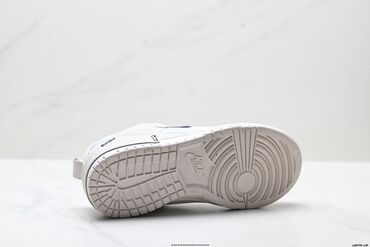 Кроссовки и спортивная обувь: 1、Информация о товаре Модели: Мужские / Женские Размеры: 36-45 — 9