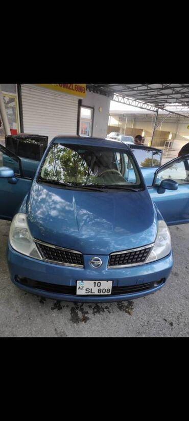 nissan sanny: Nissan Tiida: 1.6 l | 2006 il Hetçbek