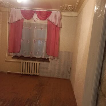 Uzunmüddətli kirayə mənzillər: 3 otaqlı mənzil – kirayə/icarə üçün.yeni guneshli V massivi 23.33 — 4