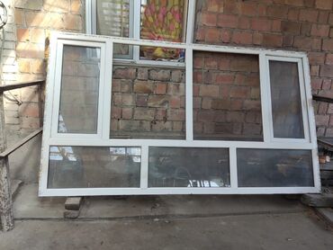 пластиковые окна для балкона: Комбинированное, цвет - Белый, Б/у, 165 * Самовывоз