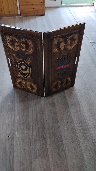 Ağacdan oyma milli naxışlarla işlənmiş qatlanan stolüstü oyun dəsti