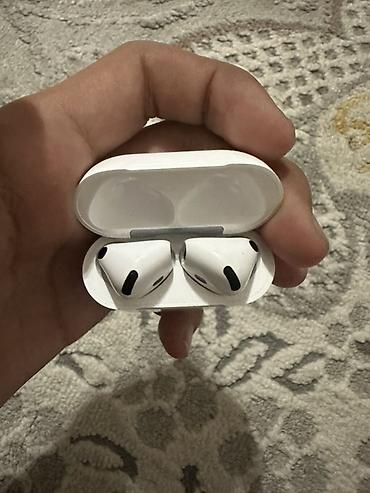 samsung galaxy buds 2: Беспроводные наушники-вкладыши с зарядным кейсом (белые) - — 2