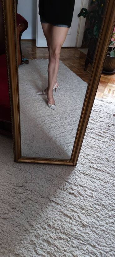 Salonke: Salonke, Dior, 37.5 — 17