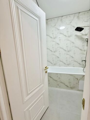 кв час ночь: 2 комнаты, 77 м², 108 серия, 6 этаж, Дизайнерский ремонт