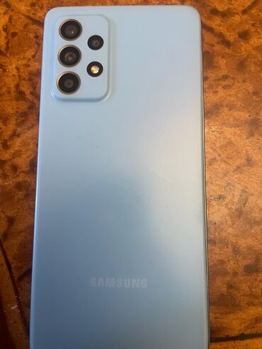 samsung i400: Samsung A52128yaddaş4ram ela veziyyetde satılır telefon çox seliqelidi