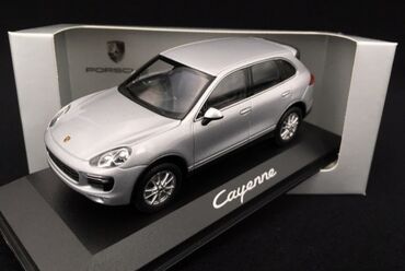 Kolleksiya kartları: Porsche, 2018 il, 1:43, Dəmir, Ünvandan götürmə